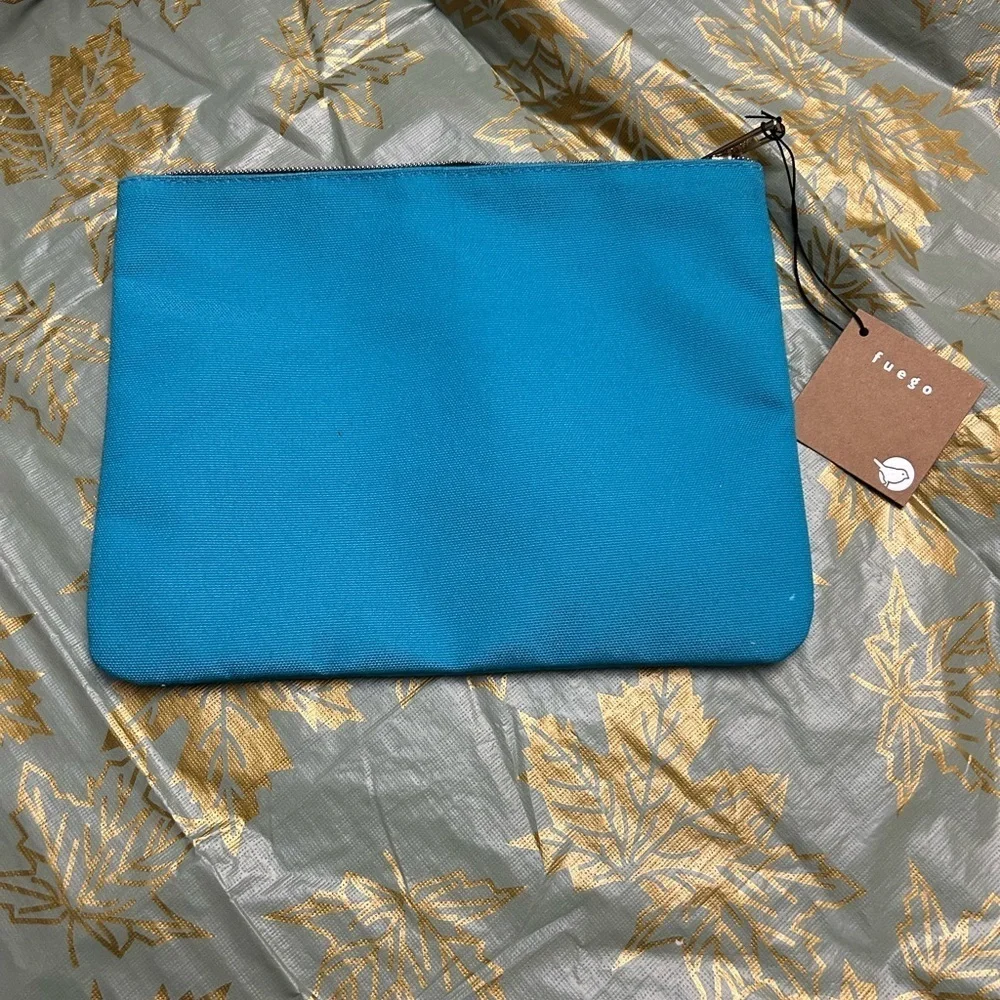 N/A teal pouch